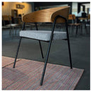 Poltrona Aero Cadeira Decorativa Com Apoio Cinza - Overseas